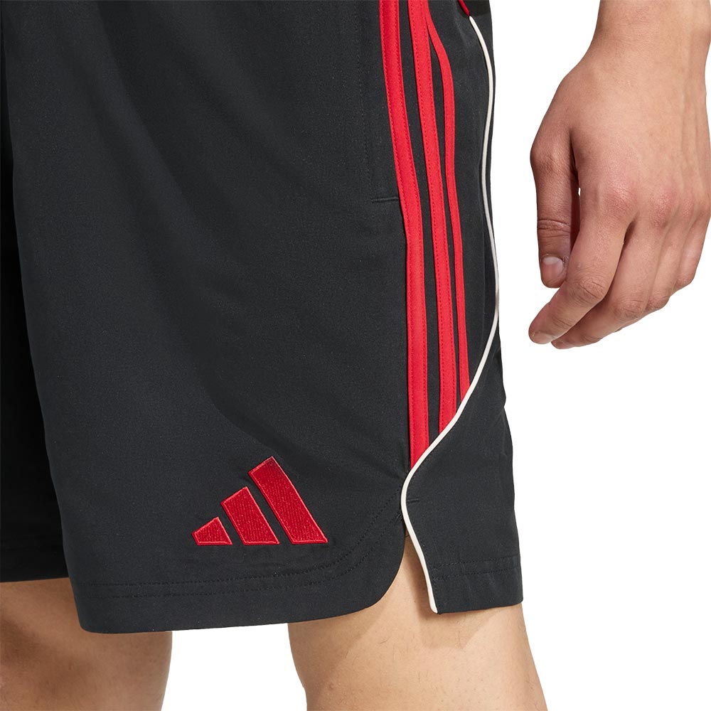 ADIDAS Liverpool FC UBP กางเกงฟุตบอลขาสั้นผู้ชาย