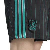 ADIDAS Liverpool FC Terrace Icons กางเกงฟุตบอลขาสั้นผู้ชาย