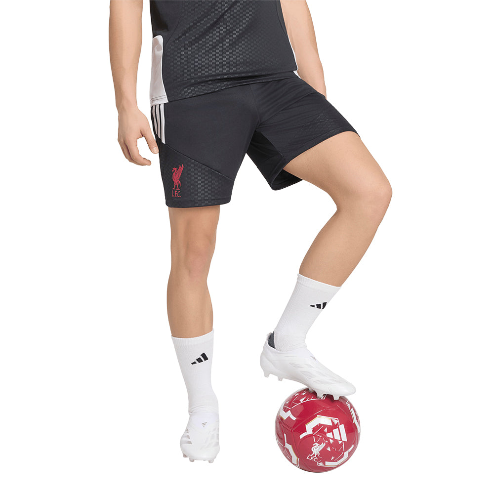 ADIDAS Liverpool FC 26/27 Tiro Training กางเกงฟุตบอลขาสั้นผู้ชาย