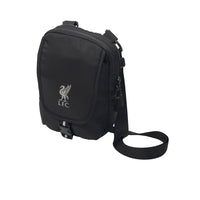 LFC Essentials 2026 กระเป๋าสะพายข้างผู้ใหญ่