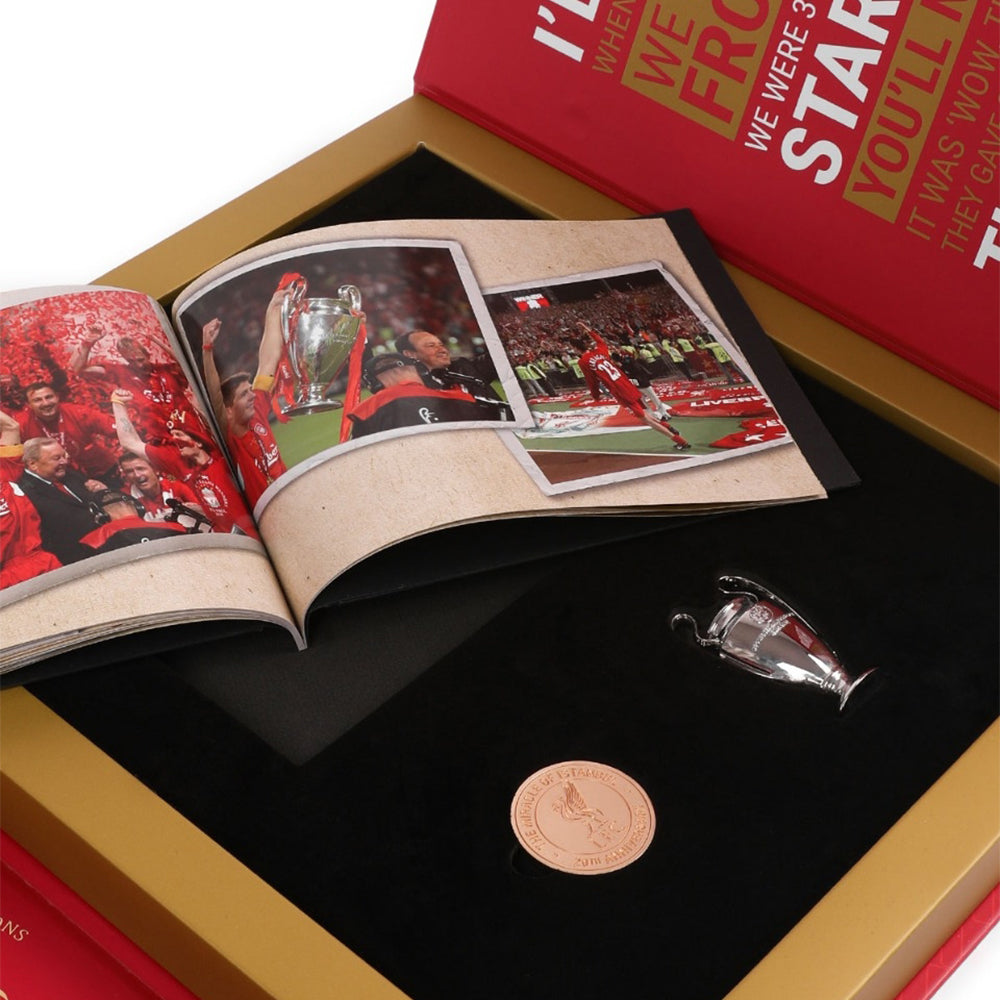 LFC Signed Istanbul 2005 Commemorative Squad เสื้อแข่งบรรจุกล่องสะสม
