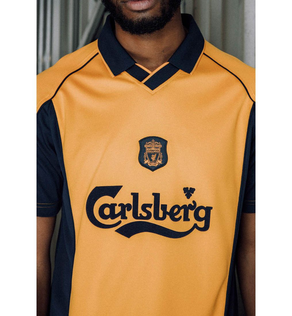 LFC เสื้อแข่งย้อนยุคผู้ชายทีมลิเวอร์พูล ชุดเยือน ฤดูกาล 2000-2001